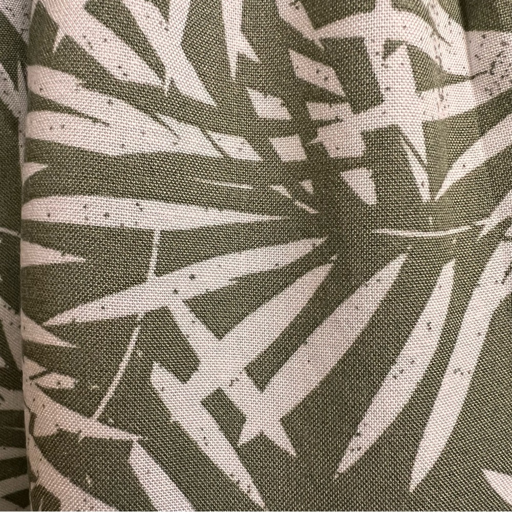 Tropical Leaf Print Maxi Dress - Picture 2 of 6